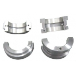 Bearings at both ends (up and down)